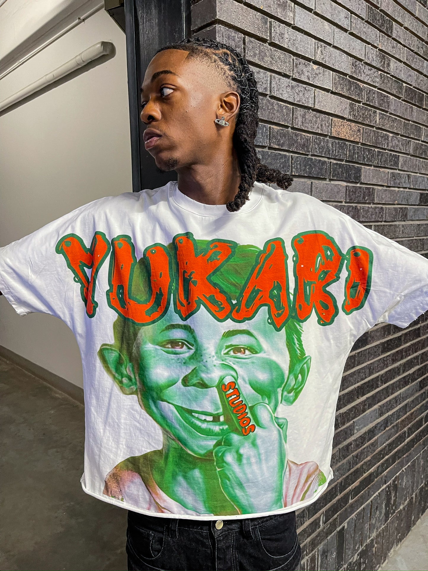 YUKARI BOY TEE-GREEN & ORANGE