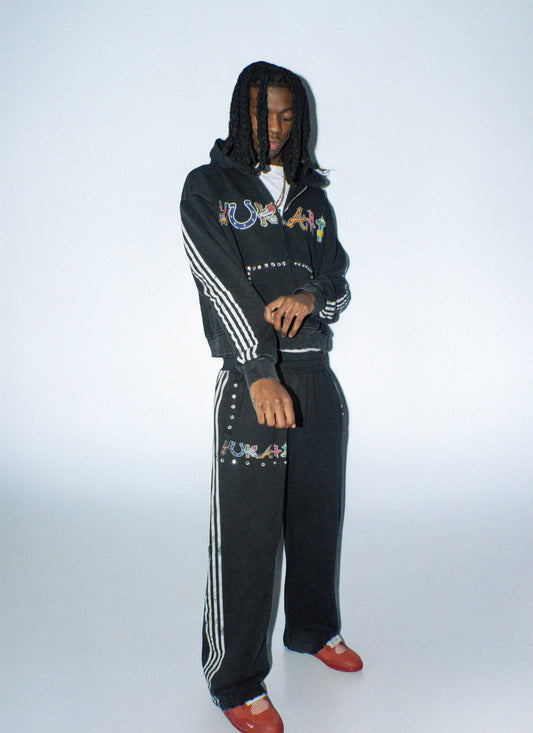 YUKARI FRANCHISE SWEATSUIT