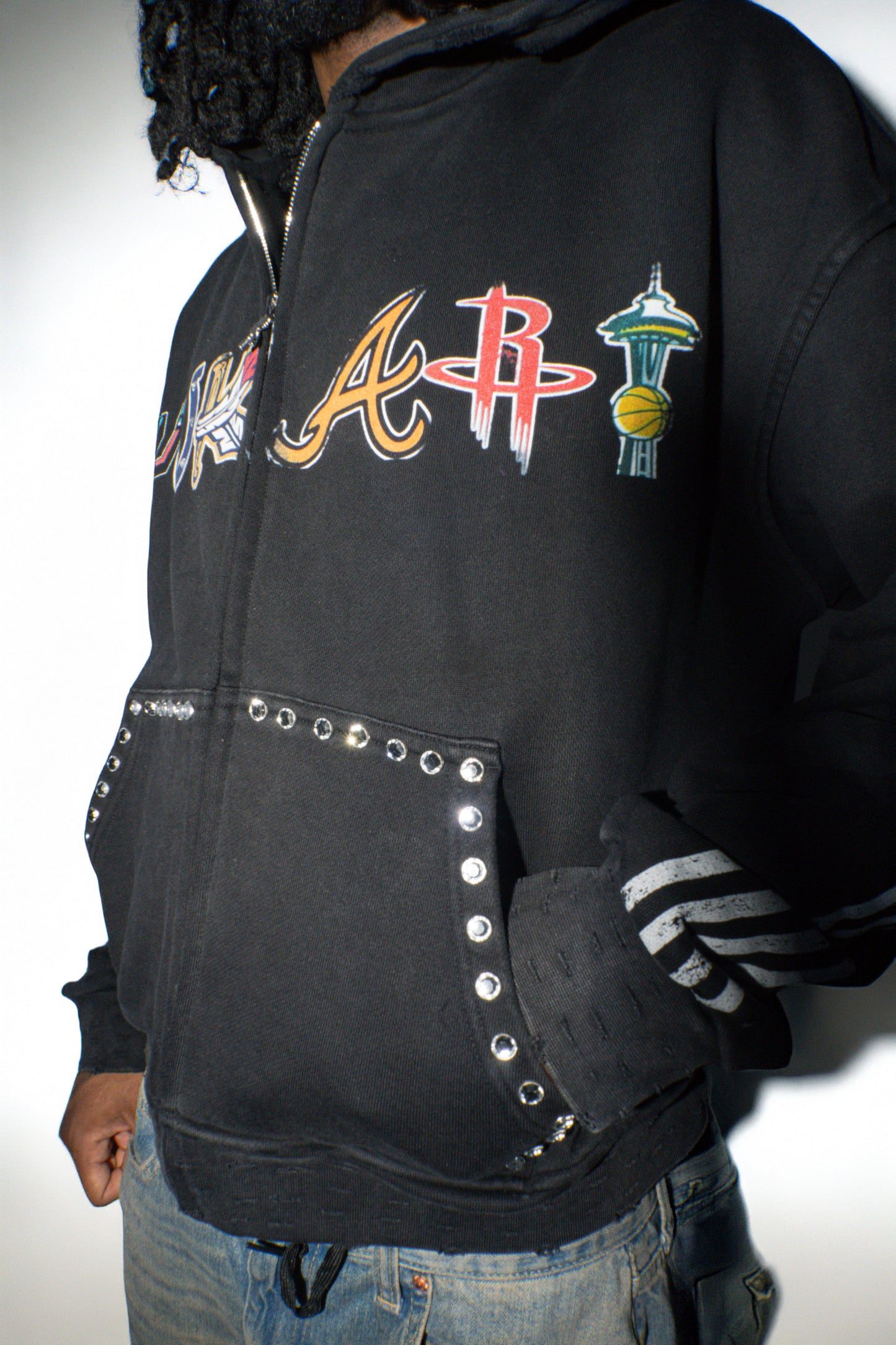 YUKARI FRANCHISE HOODIE