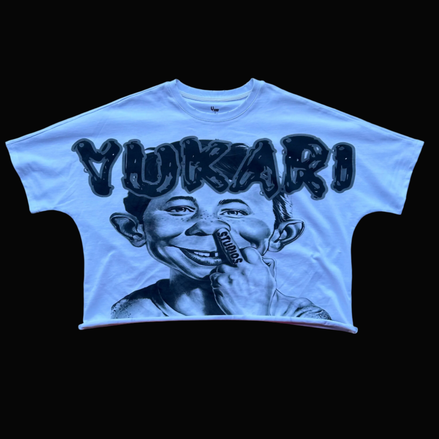 BLACK & WHITE YUKARI BOY TEE